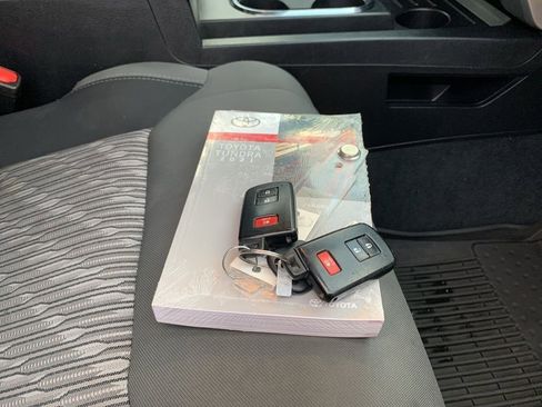 Used 2021 Toyota Tundra SR5 image 33