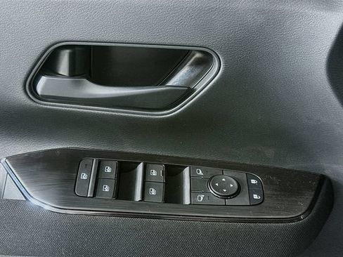 Used 2026 Nissan Kicks S FWD image 20