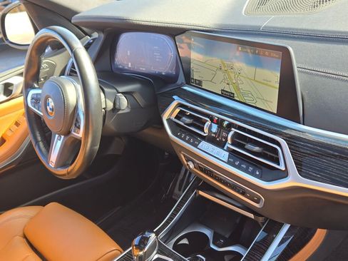 Used 2022 BMW X7 xDrive40i w/ M Sport Package image 13