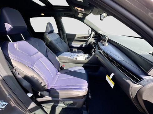 Certified 2026 INFINITI QX60 Sport w/ Dark Cargo Package AWD/4WD image 31