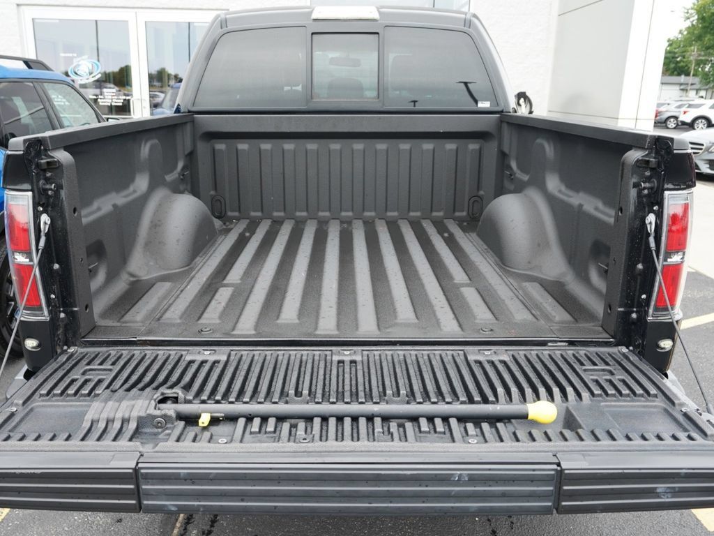 Used 2014 Ford F150 Raptor w/ Equipment Group 801A Luxury AWD/4WD image 32