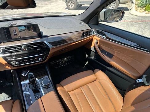 Used 2017 BMW 530i RWD image 28