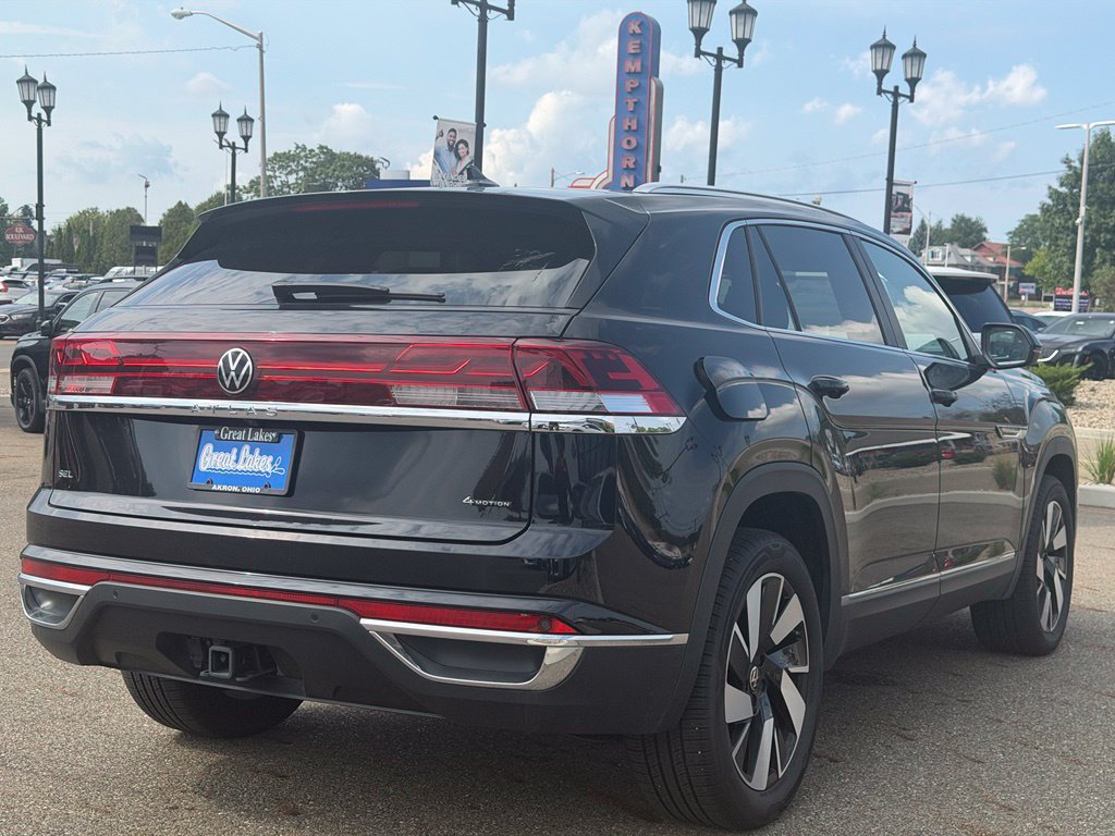 Used 2026 Volkswagen Atlas Cross Sport SEL AWD/4WD image 5