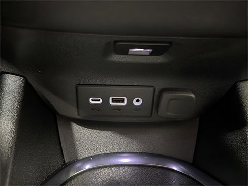 Used 2024 Chevrolet Malibu LT image 22