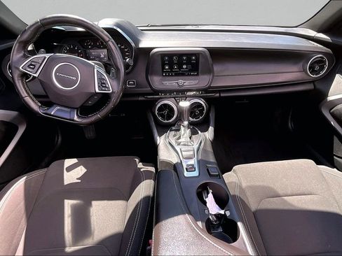 Used 2019 Chevrolet Camaro LT RWD image 8