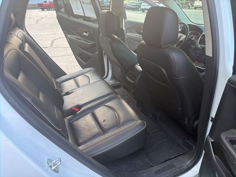 Used 2020 GMC Terrain Denali w/ Denali Premium Package AWD/4WD image 15