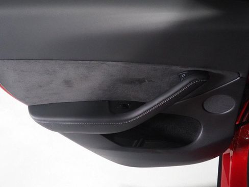 Used 2023 Tesla Model Y Long Range AWD/4WD image 58