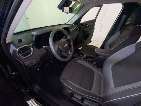Used 2024 Chevrolet TrailBlazer LT FWD image 27