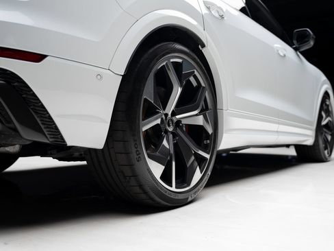 Used 2023 Audi RS Q8 AWD/4WD image 80