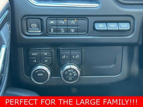 Used 2023 GMC Yukon AT4 w/ AT4 Premium Package image 22