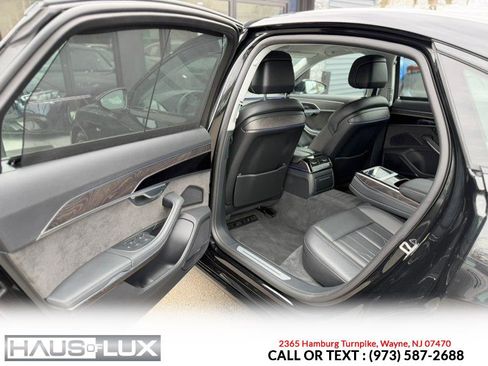 Used 2021 Audi A8 L 4.0T w/ Executive Plus Package image 25
