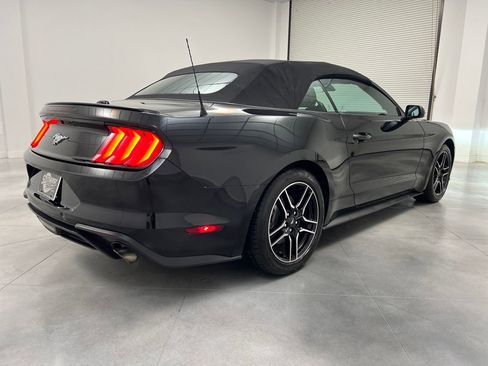 Used 2023 Ford Mustang Premium image 7