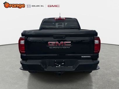 New 2026 GMC Canyon Elevation w/ Convenience Package