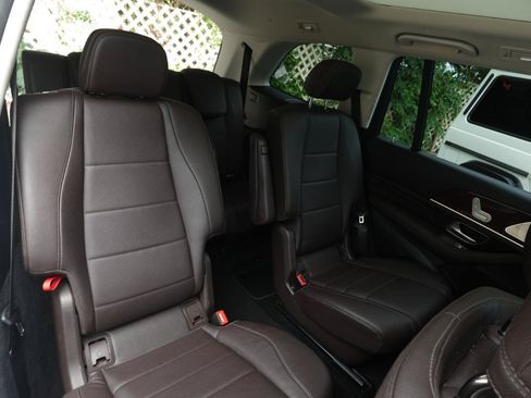 Used 2022 Mercedes-Benz GLS 450 4MATIC image 20
