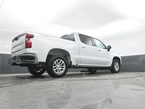 Used 2022 Chevrolet Silverado 1500 LT AWD/4WD image 49