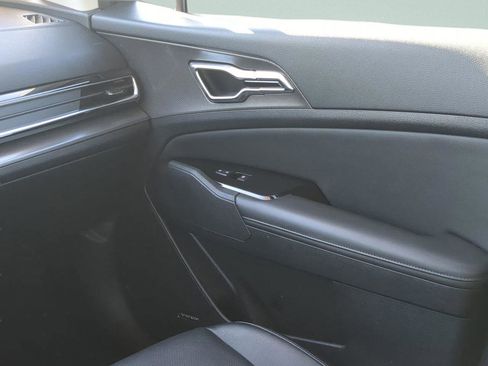 New 2026 Kia Sportage EX image 12