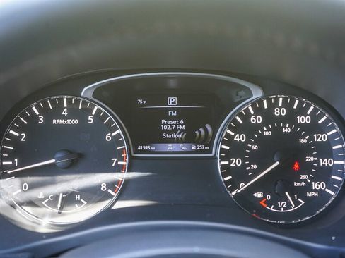 Used 2020 Nissan Pathfinder SV w/ Rock Creek Edition image 28