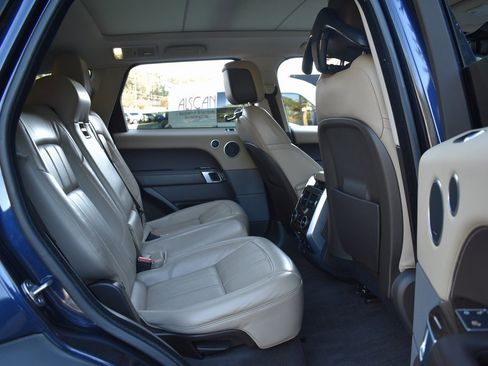 Used 2019 Land Rover Range Rover Sport HSE image 30