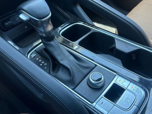 Used 2020 Kia Telluride SX FWD image 25