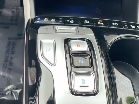 Certified 2024 Hyundai Tucson Limited image 16