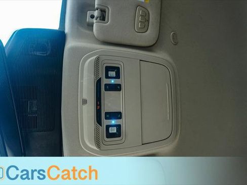 Used 2022 Ford Explorer Limited w/ Equipment Group 301A RWD image 19