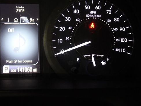 Used 2015 Toyota Sienna Limited Premium w/ Advanced Technology Package FWD image 40