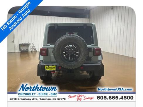 Used 2024 Jeep Wrangler Unlimited Rubicon image 4