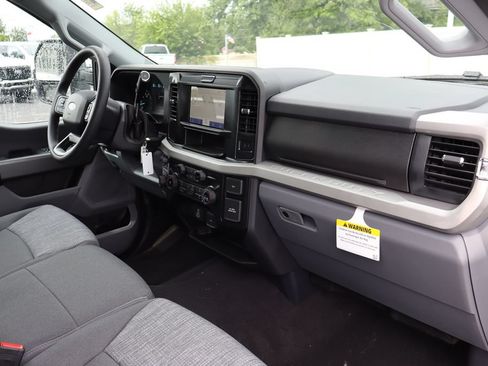New 2026 Ford F350 XLT w/ Snow Plow/Camper Package AWD/4WD image 34