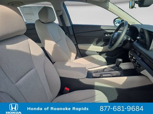 New 2026 Honda Accord SE image 17