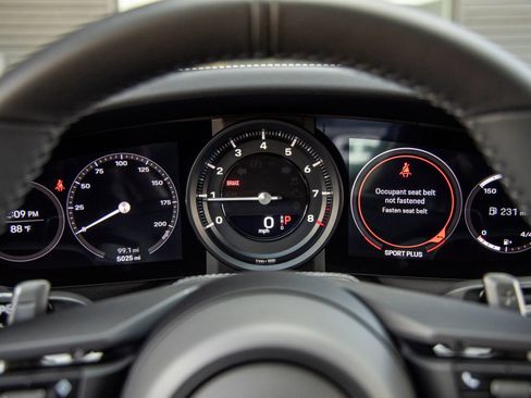 Certified 2023 Porsche 911 Carrera S RWD image 29