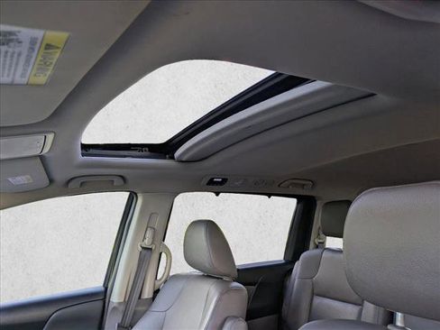 Used 2017 Honda Odyssey EX-L image 15