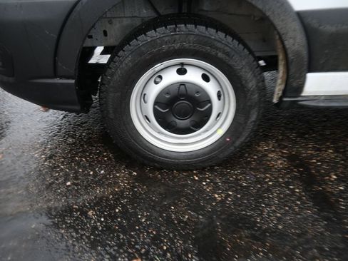 New 2026 Ford Transit 250 148 Medium Roof w/ Load Area Protection Package image 11