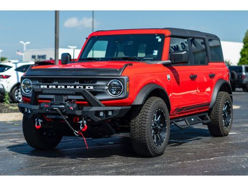 Used 2024 Ford Bronco Big Bend AWD/4WD image 2