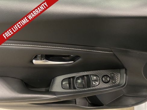 Used 2024 Nissan Sentra SV FWD image 28