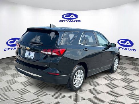Used 2023 Chevrolet Equinox LT FWD image 3