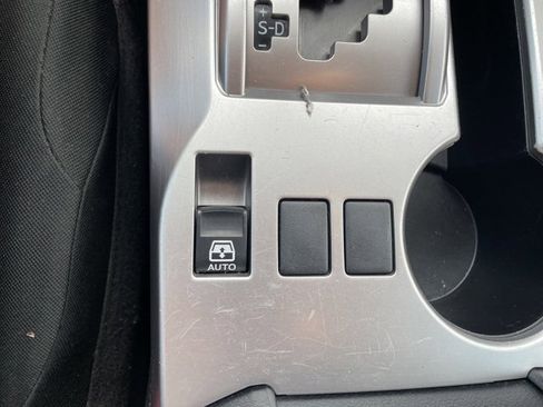 Used 2018 Toyota 4Runner SR5 image 21