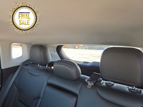 Used 2022 Jeep Compass Limited w/ Elite Group image 26