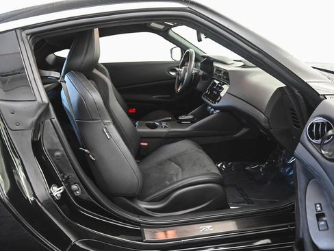 Used 2025 Nissan Z Performance w/ Floor Mat Package image 29