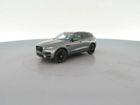 Used 2018 Jaguar F-PACE Prestige image 1