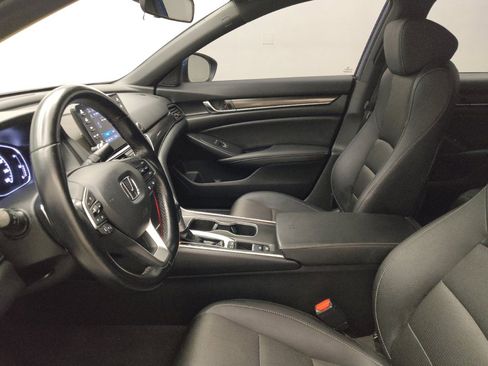 Used 2020 Honda Accord Sport image 17