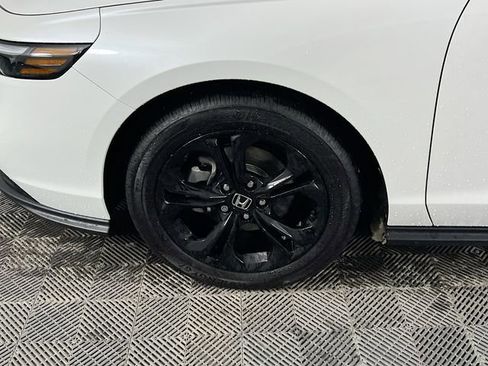 Certified 2025 Honda Accord SE image 26