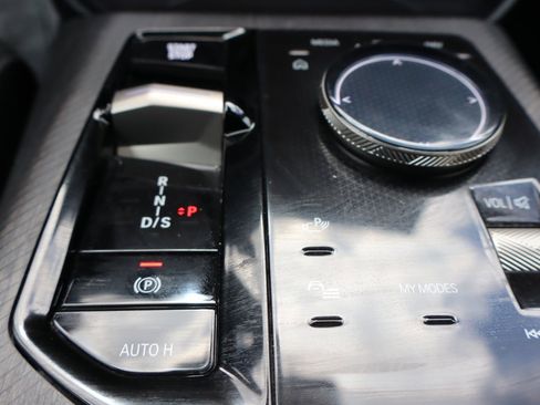 Used 2025 BMW X3 xDrive30i image 13