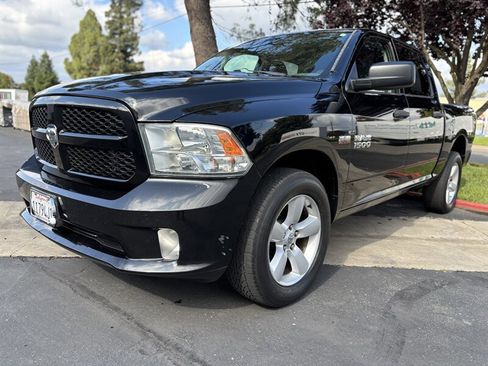 Used 2014 RAM 1500 Express AWD/4WD image 6