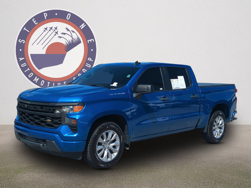 Used 2022 Chevrolet Silverado 1500 Custom RWD image 1