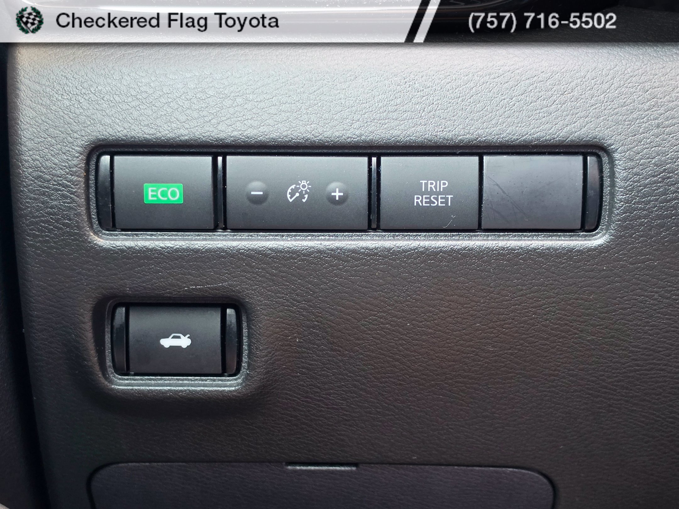 Used 2024 Nissan Sentra SV FWD image 10