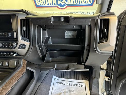 Used 2019 GMC Sierra 2500 Denali w/ Duramax Plus Package AWD/4WD image 30