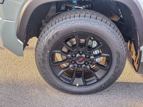 New 2026 Toyota Tundra Limited w/ TRD Off-Road Package image 11