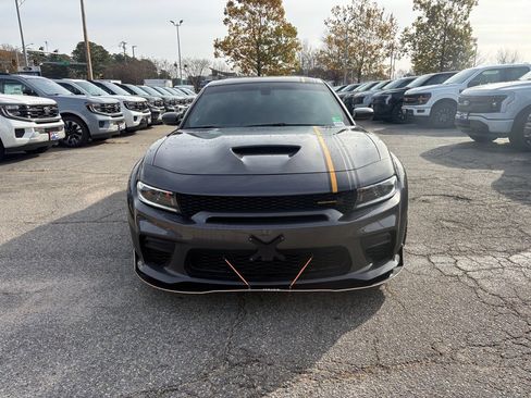 Used 2022 Dodge Charger Scat Pack image 2