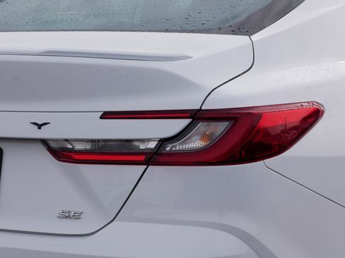 Certified 2025 Toyota Camry SE image 17