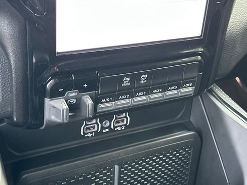 Used 2025 RAM 1500 RHO image 25